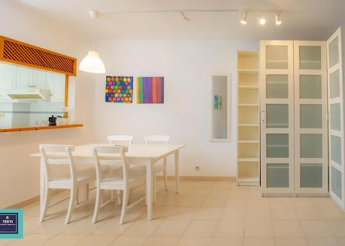 Maria Rosa Urban & Apartment *