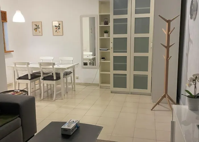 Maria Rosa Urban & Лас-Пальмас-де-Гран-Канарія